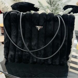 Elegant Luxe Faux Mink Fur Shoulder Bag